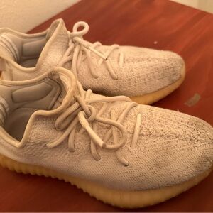 Yeezy boost 350 cream